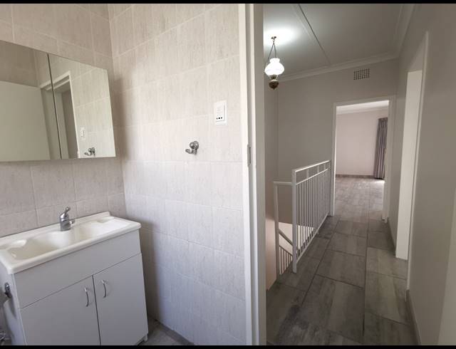 2 BEDROOM APARTMENT FOR SALE IN ROBINDALE